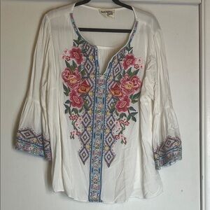 Savanna Jane White Blouse with Floral Embroidery